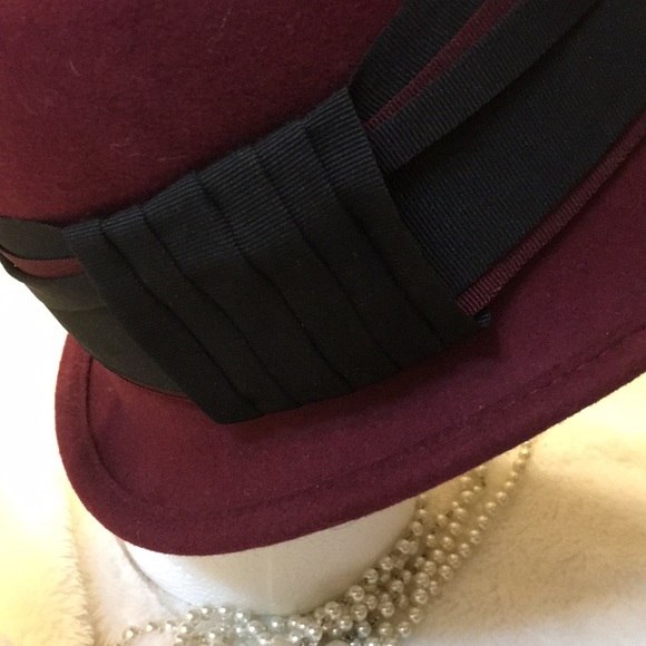 💋Berry cool hat - Picture 2 of 3